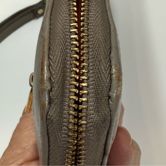 Fossil Gray Cutout Dot Zip Around Wallet With Wrist Strap - Picture 14 of 16